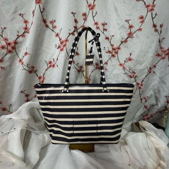 Kate Spade story book Blue and Cream Striped Tote Bag 💕 - Picture 5 of 14